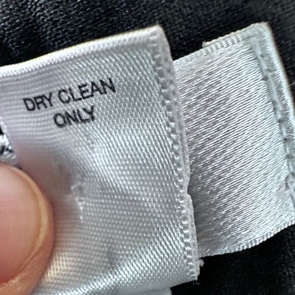 LOFT Black Pencil Mini Skirt Size 0 Petite - Picture 8 of 9